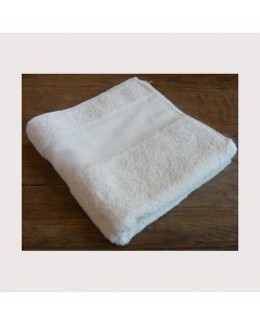 Ecru bath towel with Aïda band to embroider by counted stitch. Bathroom accessories. Le Bonheur des Dames SE11